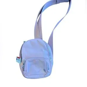 lululemon athletica | Bags | Nwt Lululemon Everywhere Sling  display picture 1